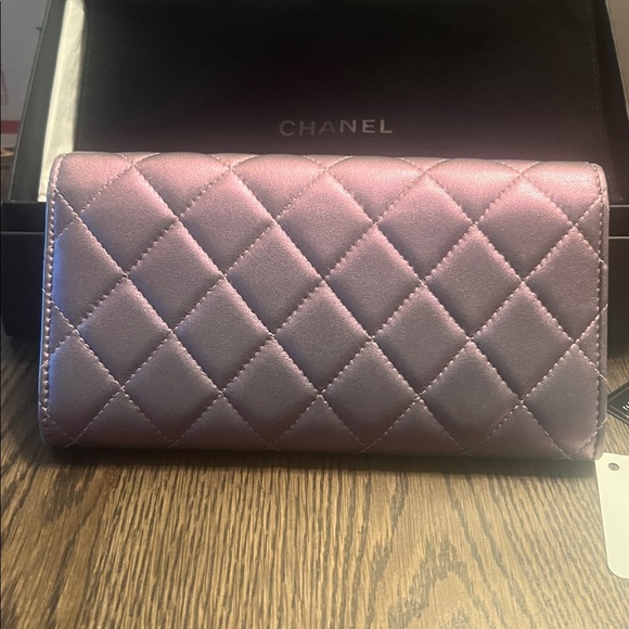 NEVER USED Chanel Iridescent Wallet - Picture 6 of 9